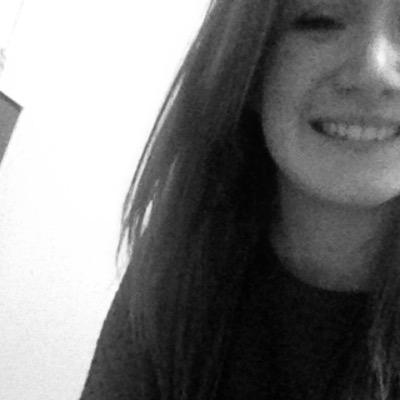 Directioner,Smiler and proud! ♥ 0/5 follow me please. @Harry_Styles @ZaynMalik @Louis_Tomlinson ,@Real_Liam_Payne , @NiallOfficial ..❤️❤️
