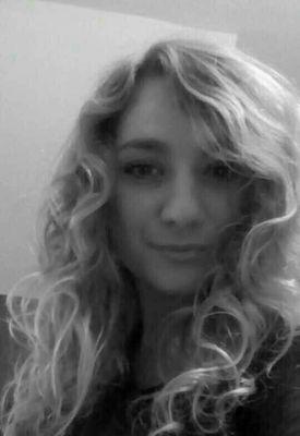 zuzasusi090's profile picture. 