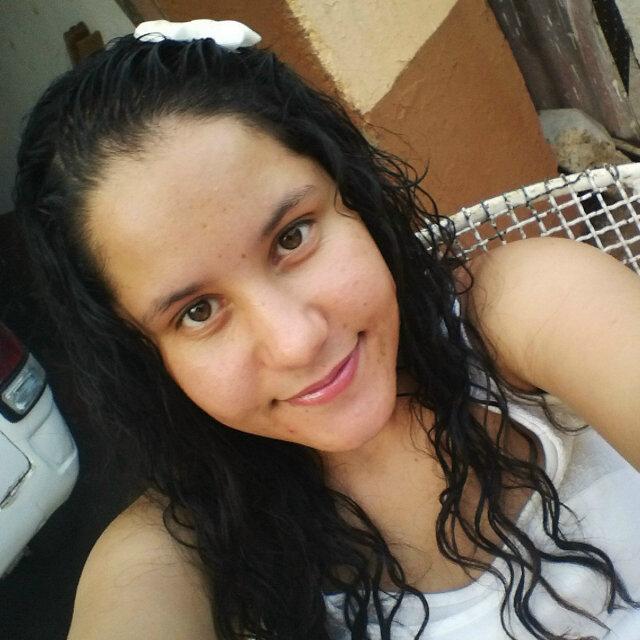 Arianator for life ✗. Funny , shy girl. Love life♥.