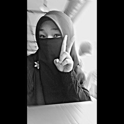 Emyshamiera On Twitter Lelaki Yang Begini Begitu Di Laman Sosial Tak Sesuai Dijadikan Suami Perempuan Yang Begitu Begini Di Http T Co 0r5al3xivw