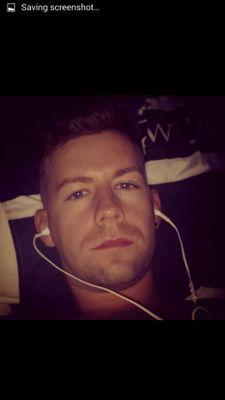 CarveryIan's profile picture. Loving life with all my friends and Family :)




Insta: carveryian