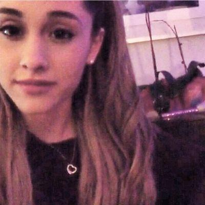 kinda in love with ariana grande ????