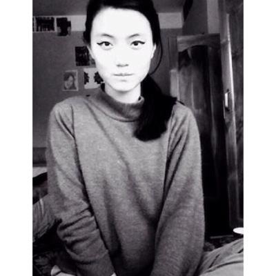 Bhutanese ! 16 Years Old ! follow me = follow Back ! Just Created The Account. I Love Justin Bieber