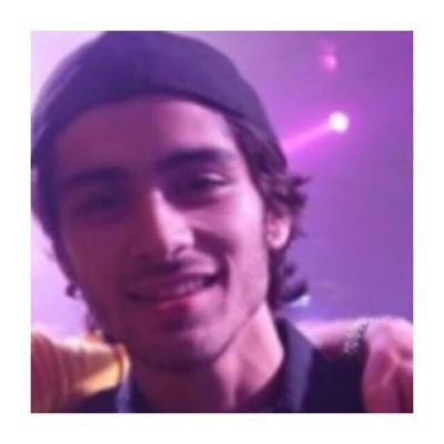 @zaynmalik: Just can't live that negative way.... Make way for the positive day -positive vibration