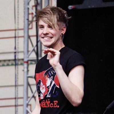 HopefulDoddler's profile picture. @sleepyalbxns