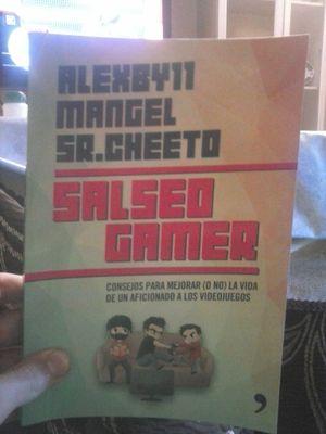 Amante del salseo y de youtube. youtuber favorito : Cheeto senior