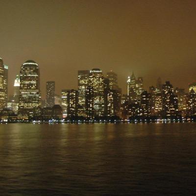 MainlyQuotes's profile picture. 