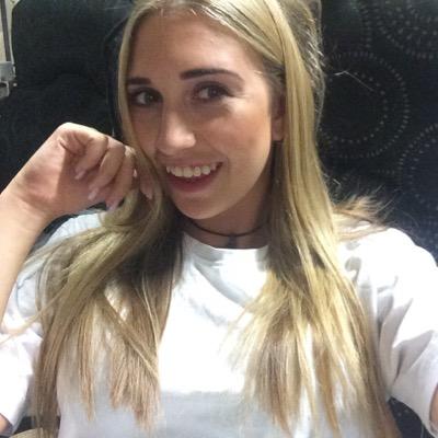 stephaniexerri's profile picture. 