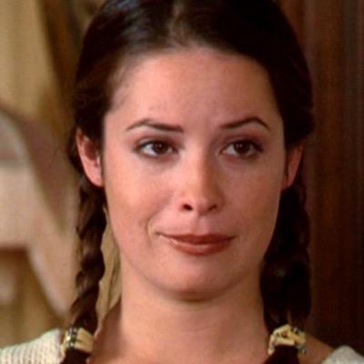Piper the charmed one. // looking for sisters and husband @ me if you interested. //