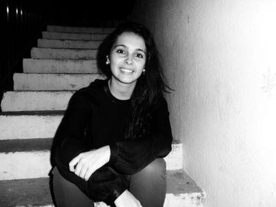 Miriam_Rubio17's profile picture. She was a blank book, he was the best writer.