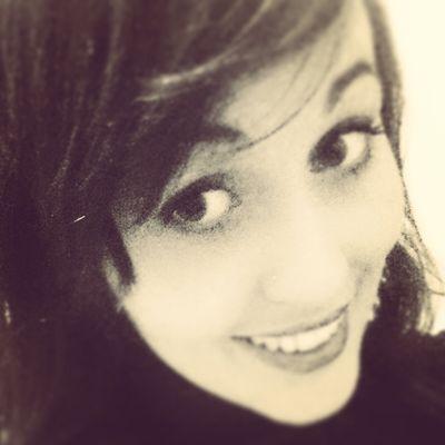 pilar2983's profile picture. 