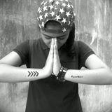 He is really a Raconteur † | Serendipity ♥ | Four in our eyes, five in our hearts! x  ❤❤❤❤❤
