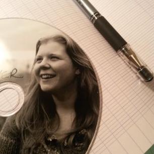 annesumnermusic.com
