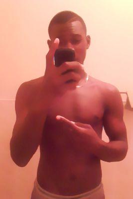 whatsapp number 4716090.. Facebook :Mikail B duncombe.... instagram:King_kail