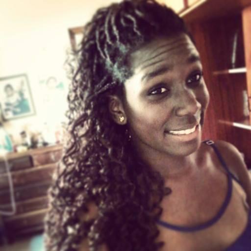 Aquella do cabello creespo' !