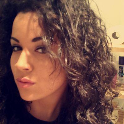 hilton_aisha's profile picture. 