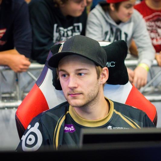 ReGnig_'s profile picture. 