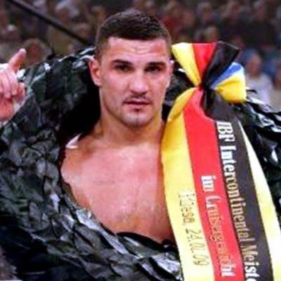 EnadLicina's profile picture. Profiboxer /Profidebüt: 2005 /Gewichtsklasse: Cruisergewicht/