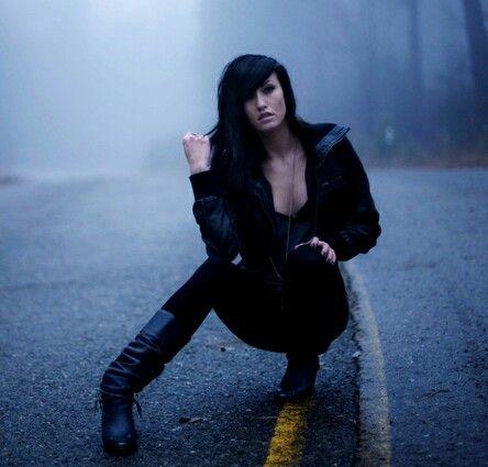 Annabella,a half Demon/Conduit. Don't fooled by my beauty and grace I am stronger then I look. Father: @SHDWNightmare ||RP||