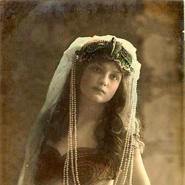 lorryflorry's profile picture. 