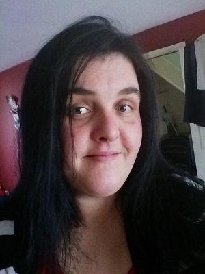 7d4d9b1e69434f2's profile picture. hey guys