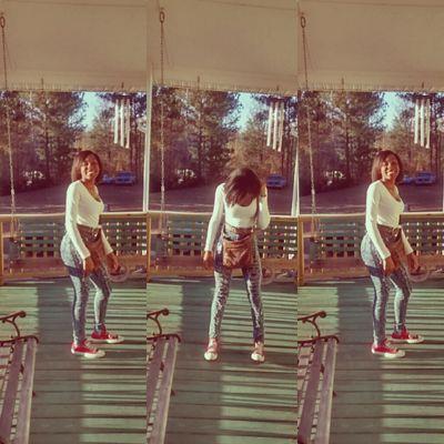 im 17  C/o - 2016 , Junyaaa , December 9thh ❤ , Imaa Nice Coo ' Person . Follow Mee !