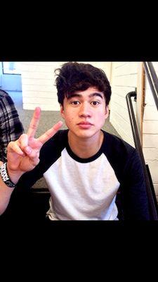 There's this band called 5 seconds of summer that keeps ruining my life 0/4