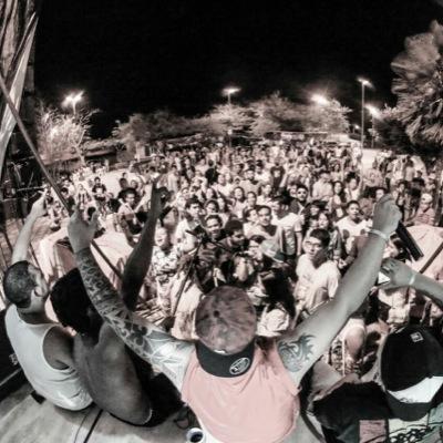 Reggae/Rock/Roots Band - The - PI - Brasil
Produção Whatsapp (86) 9911-2841/9904-2472 Cadim Hidd

https://t.co/2EDEtfF5jB