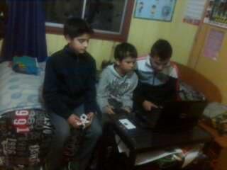 crisbenjamin36's profile picture. 