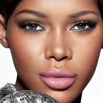 _nailartideas's profile picture. Need some nail art inspiration? Get ready for some manicure magic as we bring you the hottest nail designs from celebrities, beauty brands and the catwalks
.