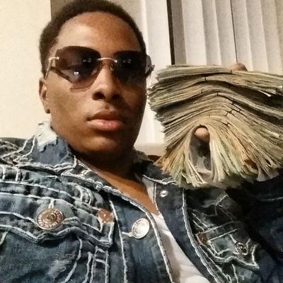 I'm Just A Young Nigga Off Garfield Who Made Something Out OF Nothing #TeamGarfieldTreyTrey #TeamMoneyTeam #FreeMyBroNo$leepGangNuke
R.I.P Izzy Jamal Heem