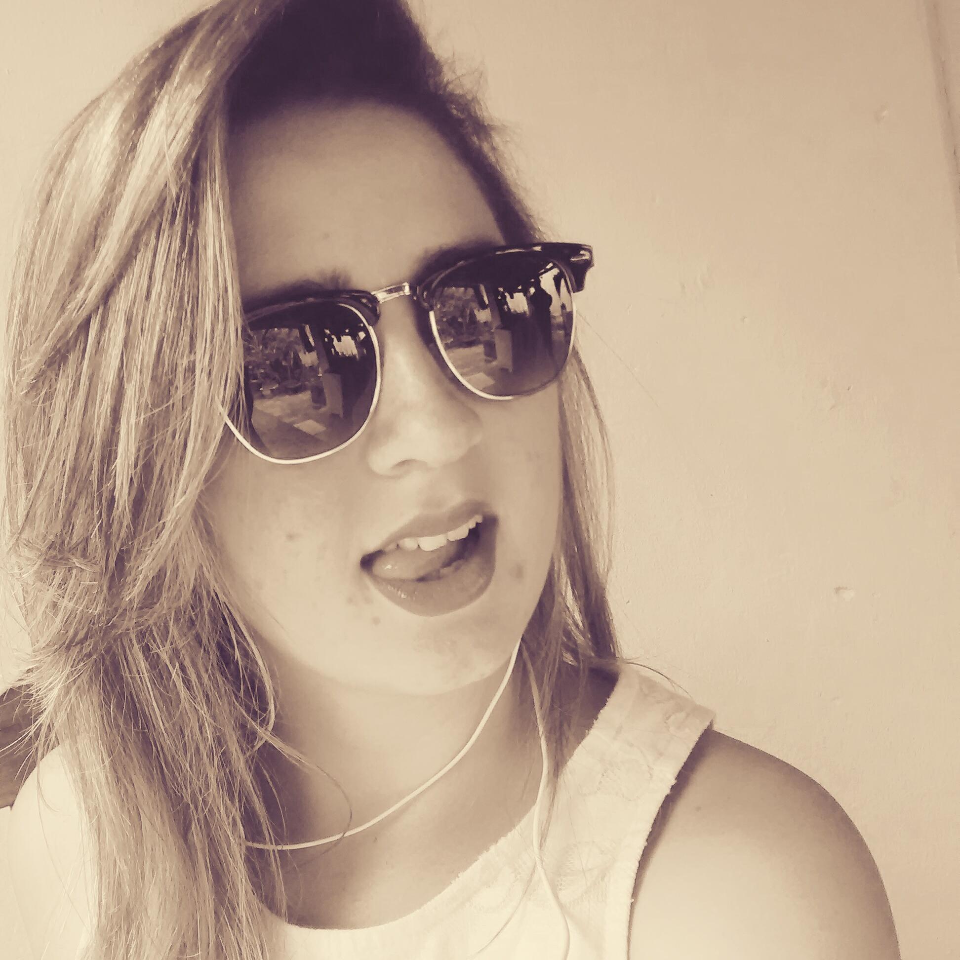 fui ser feliz e nao volto!