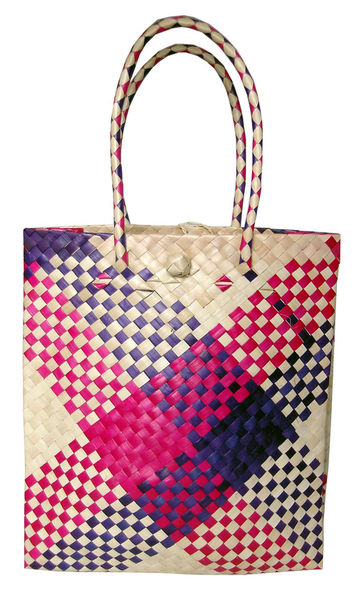 Doing your part to help our planet does not mean having to sacrifice style. Green Woven Earth has new line of buri grass bags.monvasq@gmail.com