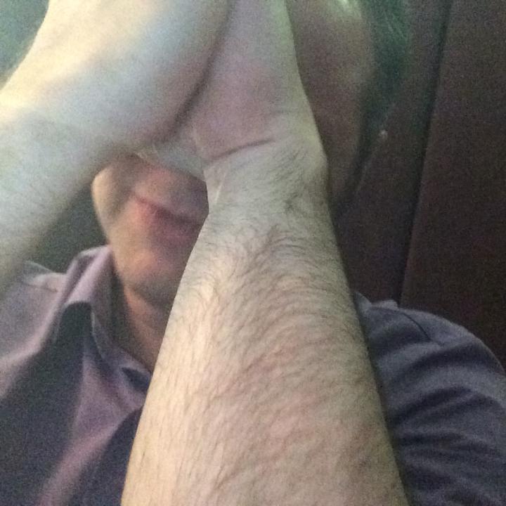 David_Foxtrot's profile picture. I guess I just use this to read stuff.