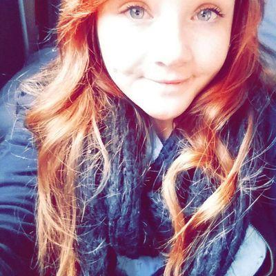 Hakuna matata bitch, mon snap: blanche20-03 Lucas je t'aime. Navy pour toujours