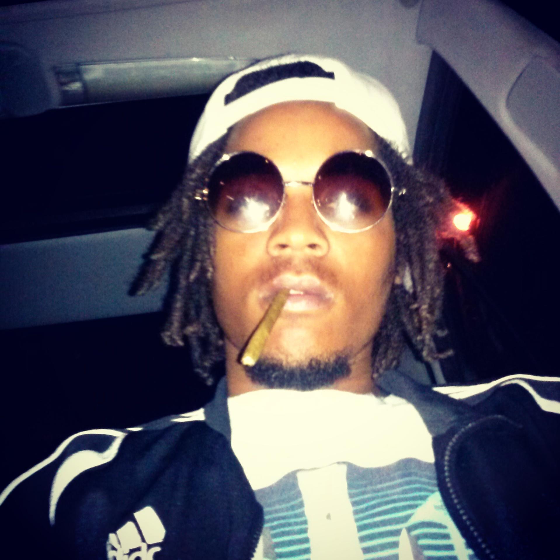 STARTED FRUM A TRAP NOW I RAP #YNIC...#FLIGHT_SKOOL .#CHILDSPARK...#eyeballbaby #1shot #ØÑÎÇ #FREESWEETBALL..#TRE4..#CPAD