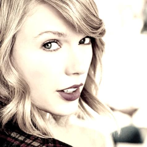 Follow @ninaxtfiwslays @ninaxtfiwslays @ninaxtfiwslays and vote for tay!