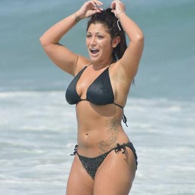 Single Brazilian Girls Love to Flirt