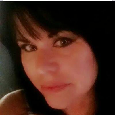 Southern California Luxury Realtor Coldwell Banker Realty.  I love glamping, living spaces outdoors, beach, vintage trailers and fun!