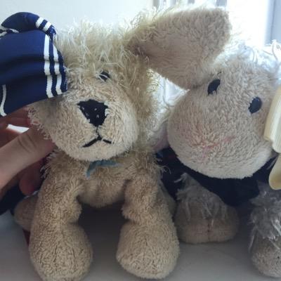 IM CARAMEL! @JaisWhitehuskey & @CamiPup's sis! MY BESTY IZ @LovelyLamby. I LUV ICE CREAM AND SUMMER! My sis can b very annoing and my other sis, Cami, is cool.