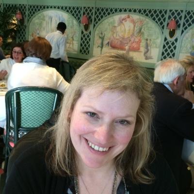 Hard working strategy and marketing exec. Mom to Wes and Owen. Wife. Podcast enthusiast.