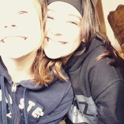 x_izziee_x's profile picture. 