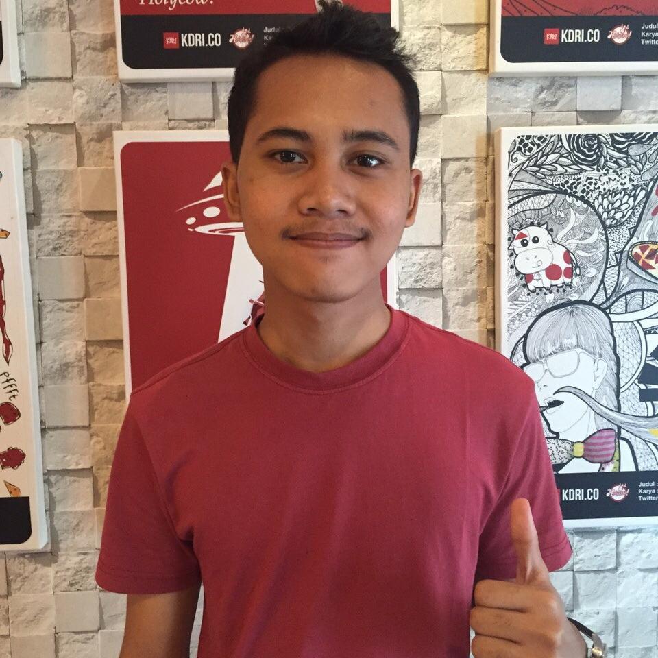 ilhamfajrul's profile picture. Colouring this life