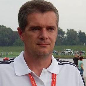 Granice dobra i zła nie biegną granicami narodów, ale ludzi. ~ Jan Grzegorczyk #PrzeliczyćWszystkieGłosy