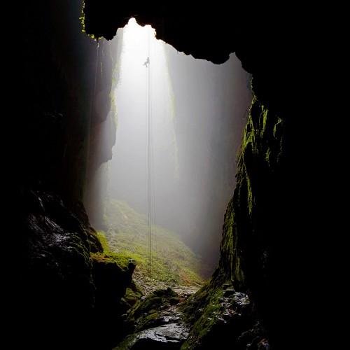 MunibullahWahdy's profile picture. خُدی. All things physics!, MSc. Power  Systems ,University of Manchester ‘11