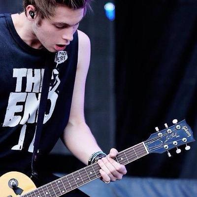 free follow acc :) follow @para_morena