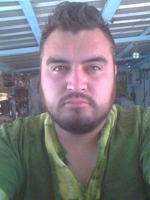 solo la fuerza de tus besos me acompaña