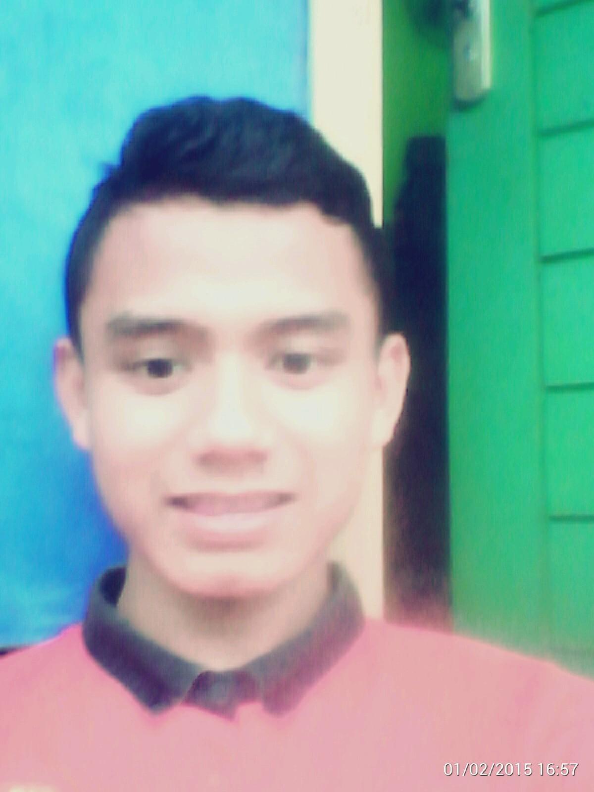 Amiw_Uzan's profile picture. Fahmi Fauzan || 31Aug98 || SMPN3 || Futsal is my life || Together be affraid