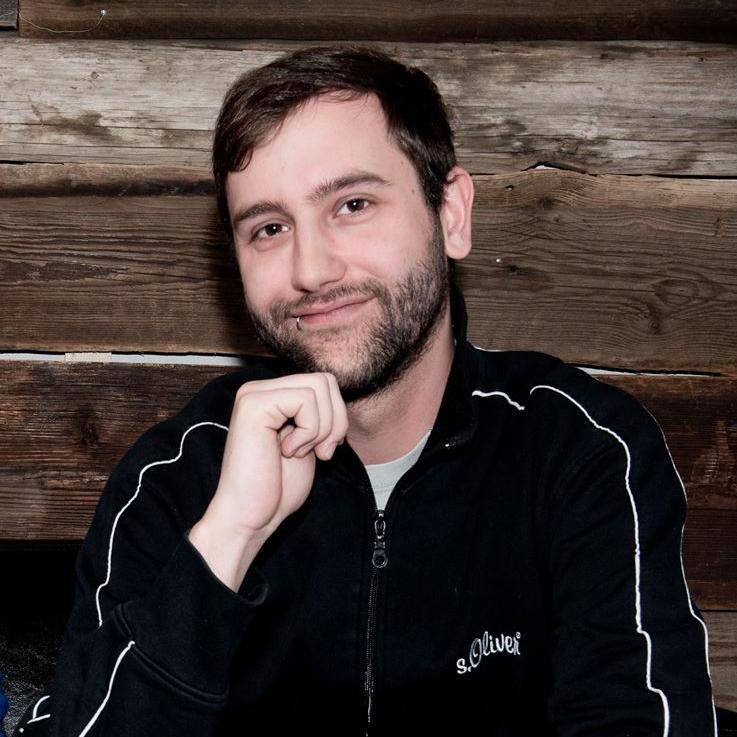 CEO and coding monkey at @RedoxLabs, interested in the field of game development, mobile applications, innovative interfaces and creative coding