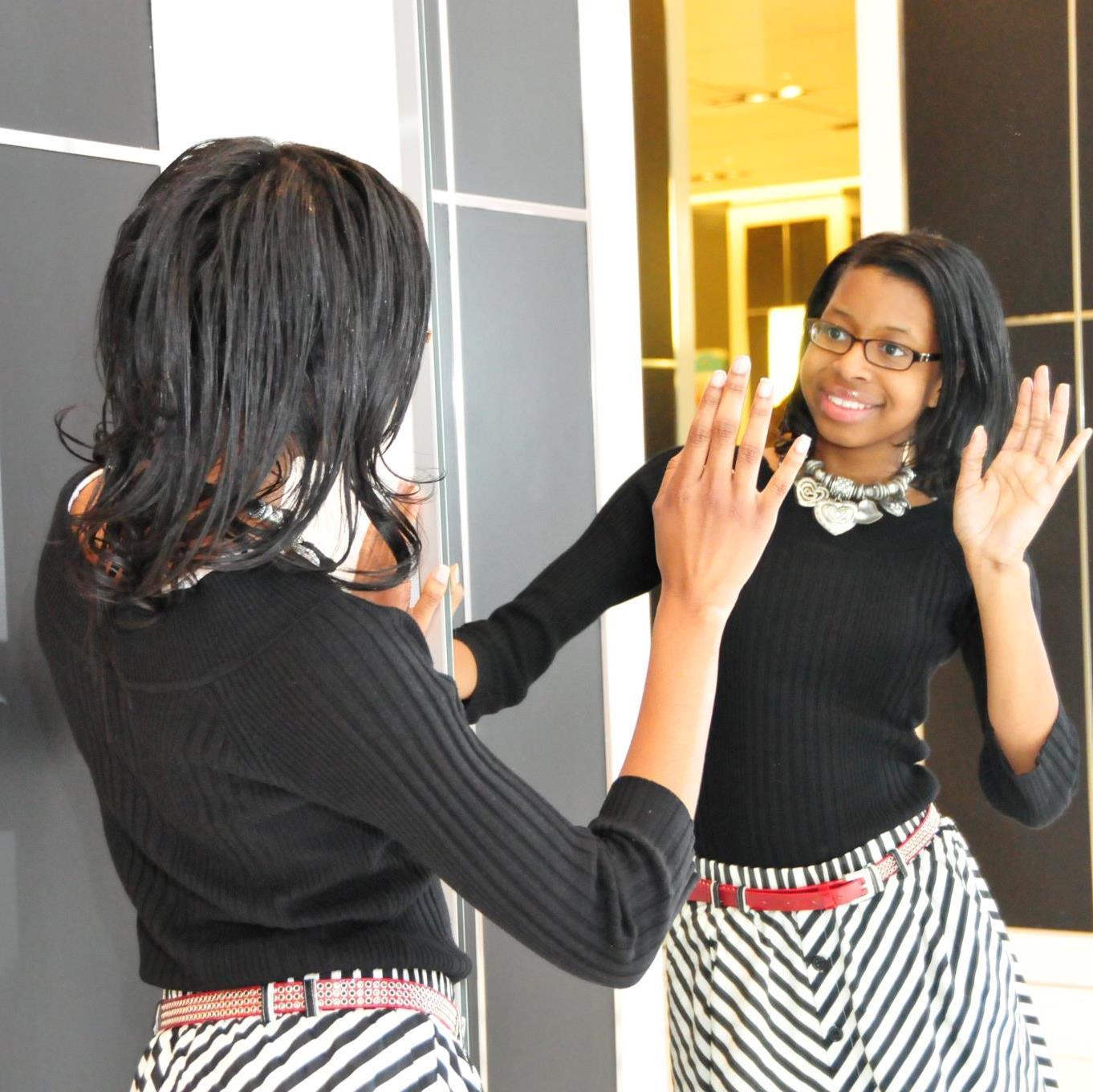 Young Visionary | Motivational Speaker | Fashion Guru : Motivated by the possibility of change